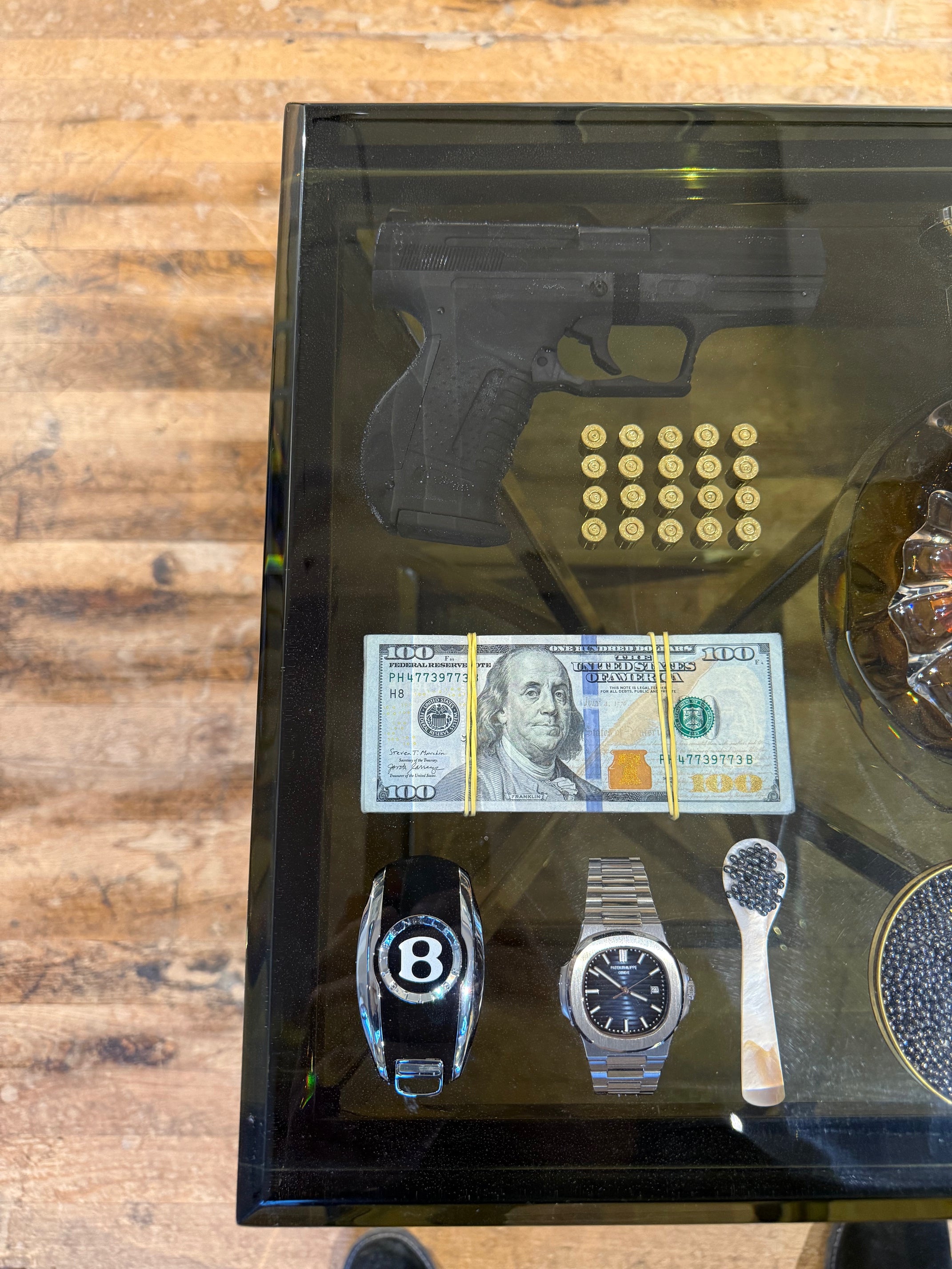 Gentlemen Table Bentley