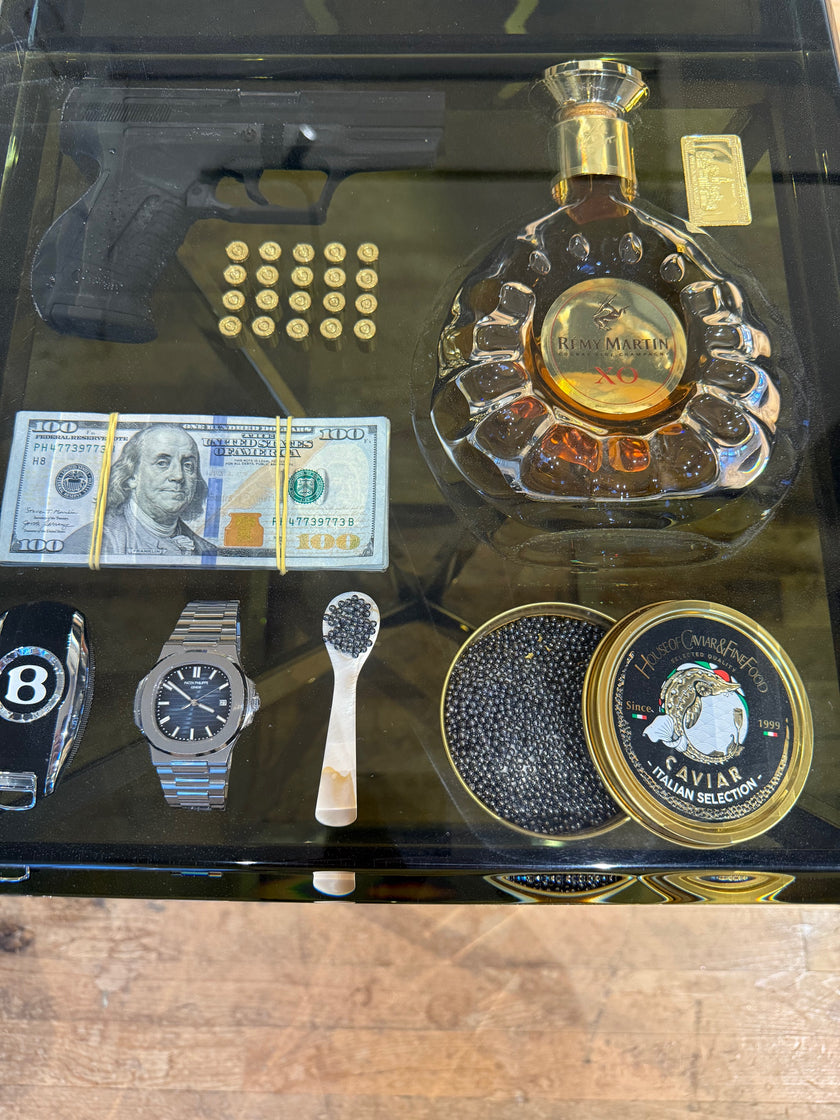 Gentlemen Table Bentley