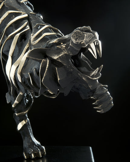 La Tigre (the attack)